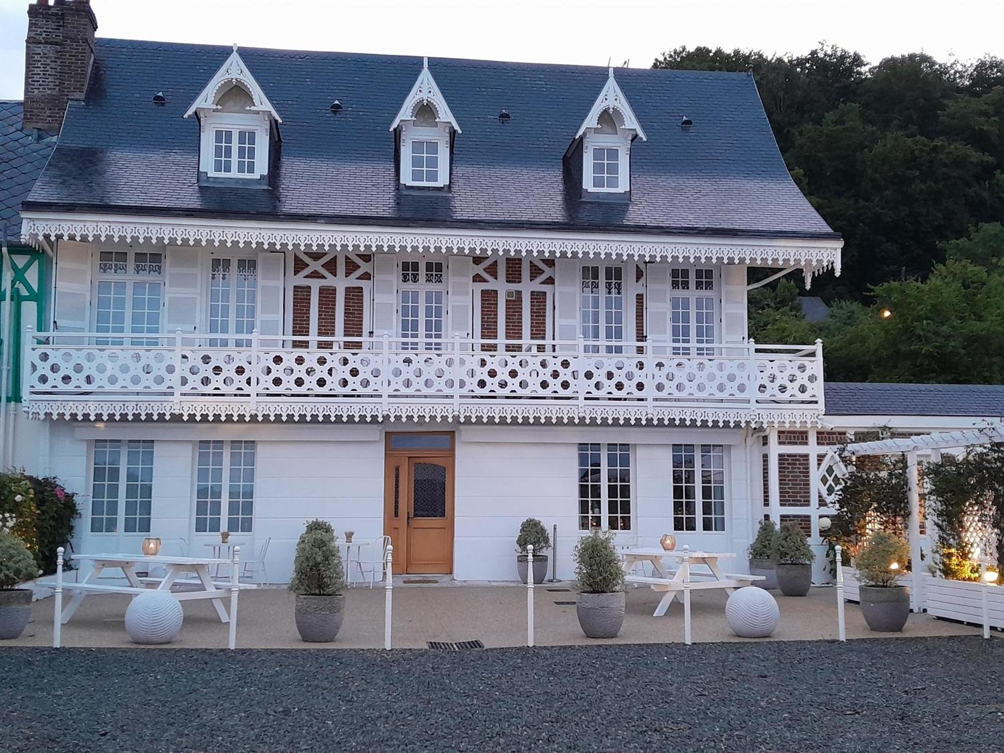 White House, Maison D'Hotes Villequier Buitenkant foto